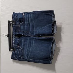 American Eagle short